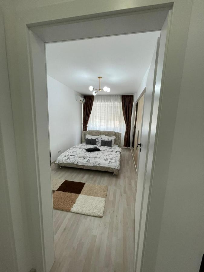 Class Deluxe Apartments Oradea Exterior foto