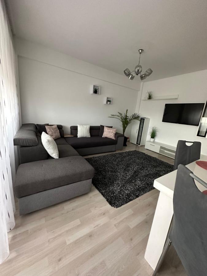 Class Deluxe Apartments Oradea Exterior foto