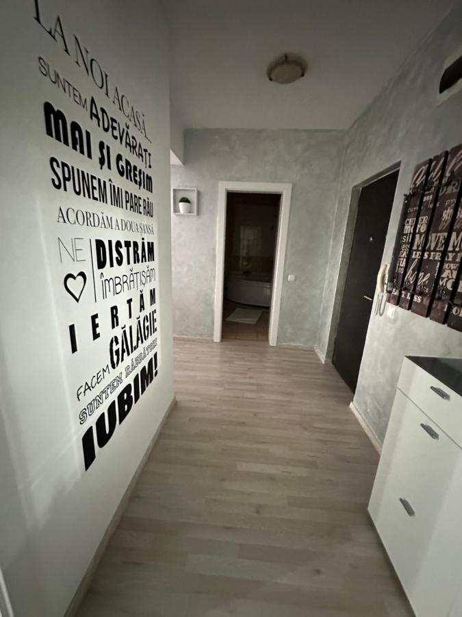 Class Deluxe Apartments Oradea Exterior foto