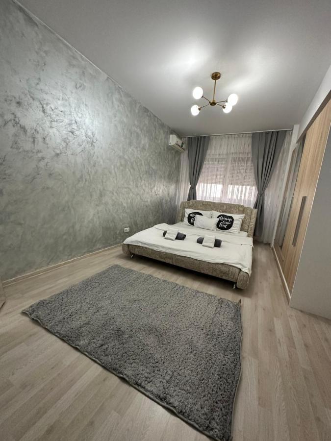 Class Deluxe Apartments Oradea Exterior foto