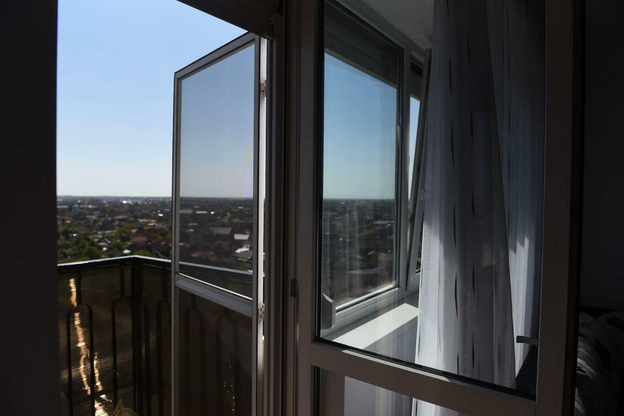 Class Deluxe Apartments Oradea Exterior foto